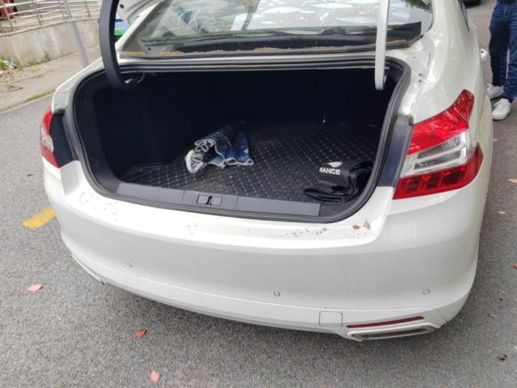 [上海·沪C] 二手标致标致4082016款 1.6T 自动豪华版