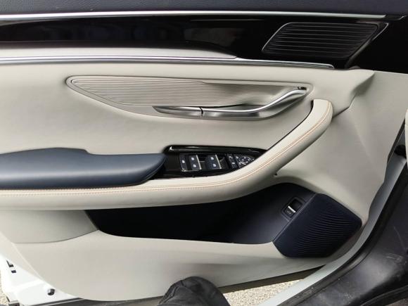 [深圳·粤B] 二手比亚迪宋PLUS新能源2021款 DM-i 51KM 尊荣型