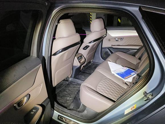 [芜湖·皖B] 二手比亚迪汉2023款 EV 冠军版 605KM前驱尊贵型