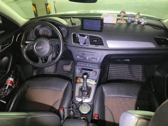 [武汉·鄂A] 二手奥迪奥迪Q32017款 30 TFSI 时尚型