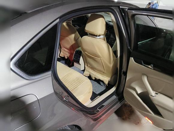 [上海·沪A] 二手大众帕萨特2013款 1.8TSI DSG御尊版