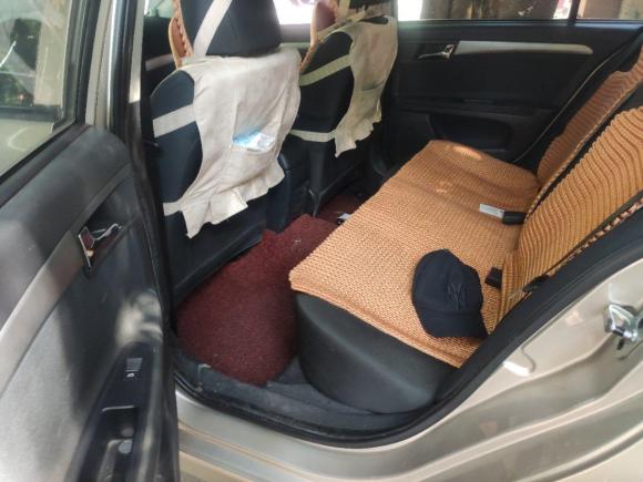 [广州·皖A] 二手荣威荣威3502014款 1.5L 手动迅驰版