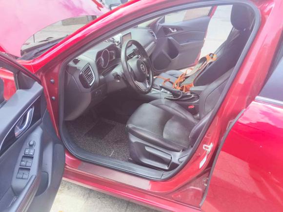 [嘉兴·浙F] 二手马自达马自达3 昂克赛拉2016款 三厢 2.0L 自动旗舰型