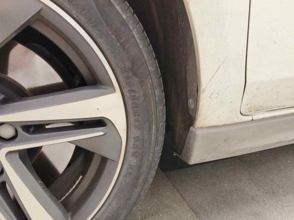 [成都·川A] 二手北京汽车北京EU52018款 R500 智风版