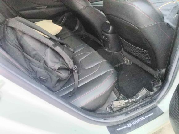 [广州·湘E] 二手现代伊兰特2021款 240TGDi DCT LUX尊贵版