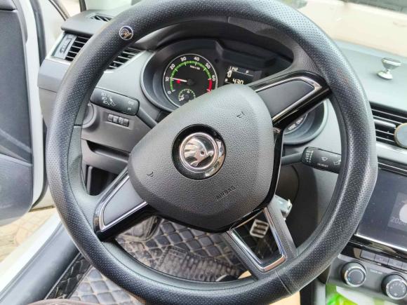 [成都·川A] 二手斯柯达明锐2018款 TSI230 DSG舒适版