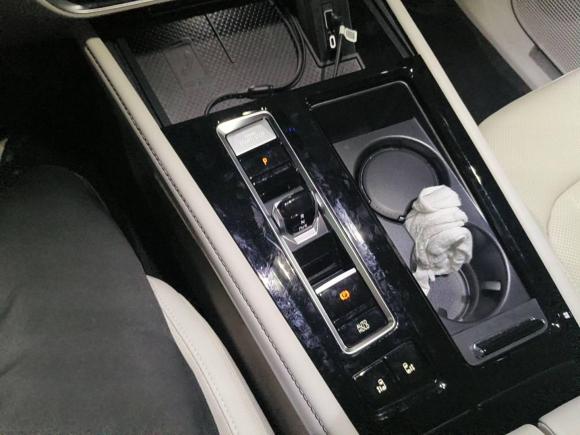 [杭州·浙A] 二手大众威然2022款 330TSI 豪华版