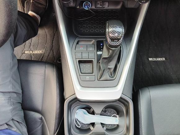 [南京·苏A] 二手丰田威兰达2022款 双擎 2.5L E-CVT两驱豪华PLUS版