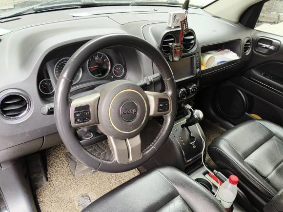 [佛山·粤Y] 二手Jeep指南者2013款 2.4L 四驱豪华版