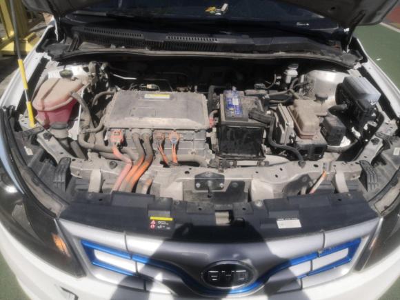 [西安·陕A] 二手比亚迪比亚迪e52018款 出行版