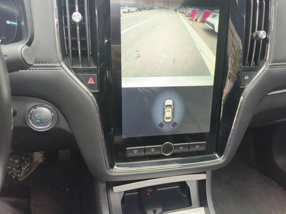 [广州·粤B] 二手荣威荣威i6新能源2017款 45T 混动互联智享版