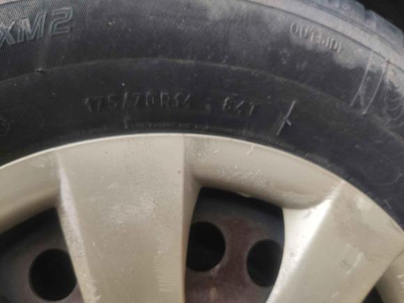 [无锡·豫N] 二手现代瑞纳2010款 三厢 1.4L 自动舒适型GS