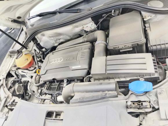 [温州·浙C] 二手奥迪奥迪Q32017款 35 TFSI 时尚型