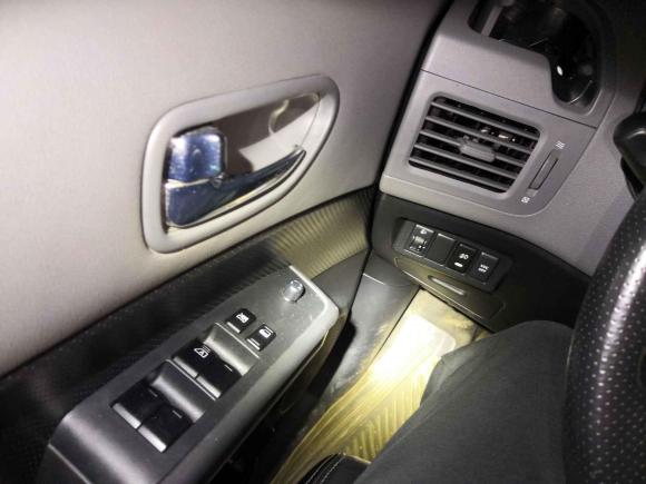 [成都·川A] 二手日产奇骏2010款 2.5L 手动豪华版 4WD