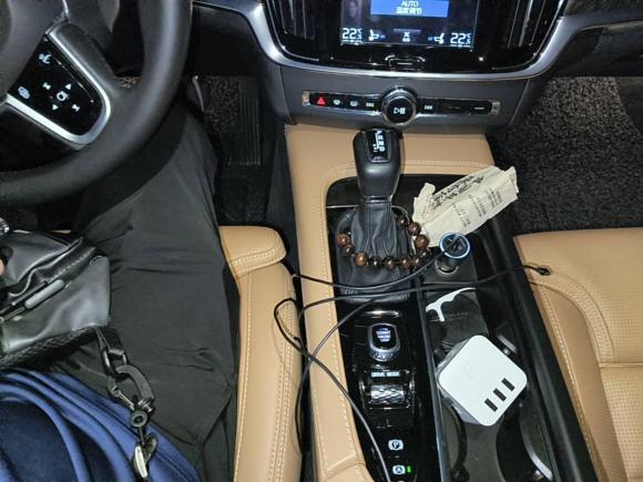 [合肥·皖A] 二手沃尔沃沃尔沃V902017款 Cross Country T5 AWD 智尊版