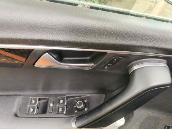 [北京·京N] 二手大众迈腾2013款 1.8TSI 豪华型