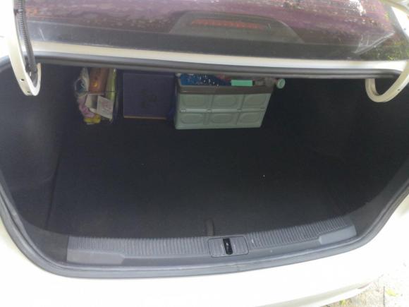 [广州·粤A] 二手荣威荣威i52020款 1.5L 自动4G互联领豪旗舰版