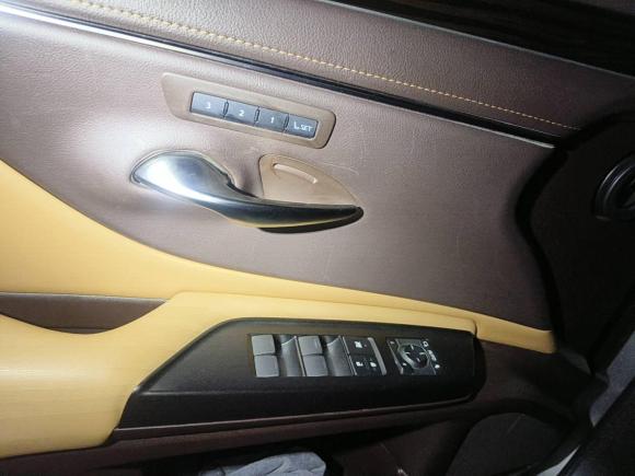 [杭州·浙A] 二手雷克萨斯雷克萨斯ES2018款 300h 尊享版 国V