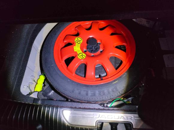 [成都·川A] 二手捷豹捷豹XJ2015款 XJL 3.0 SC 典雅商务80周年典藏版