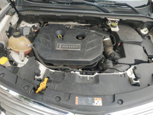 [深圳·粤B] 二手林肯林肯MKC2016款 2.0T 两驱尊享版