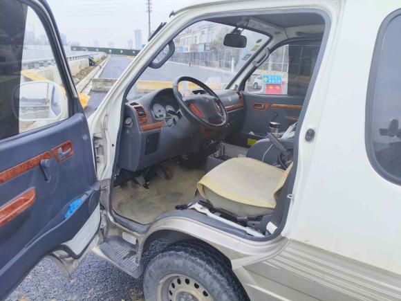 [苏州·苏E] 二手金龙金威2016款 2.0L实用超值版4G20