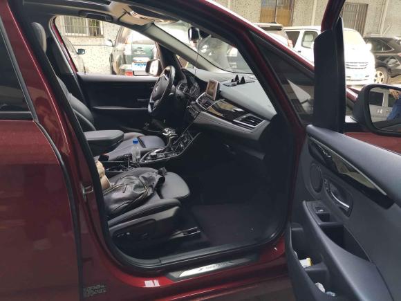 [广州·粤A] 二手宝马宝马2系旅行车2015款 218i 运动设计套装