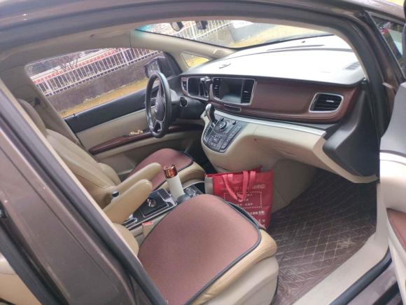 [上海·苏U] 二手别克别克GL82014款 2.4L CT豪华商务舒适版