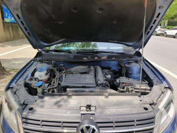 [上海·沪A] 二手大众朗逸2013款 改款 1.4TSI 手动舒适版