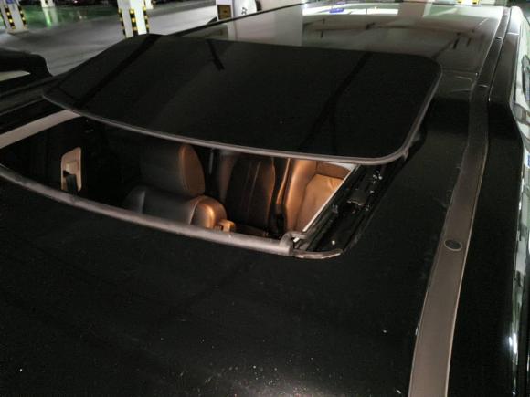 [合肥·皖A] 二手路虎发现2012款 3.0 SDV6 HSE 柴油版