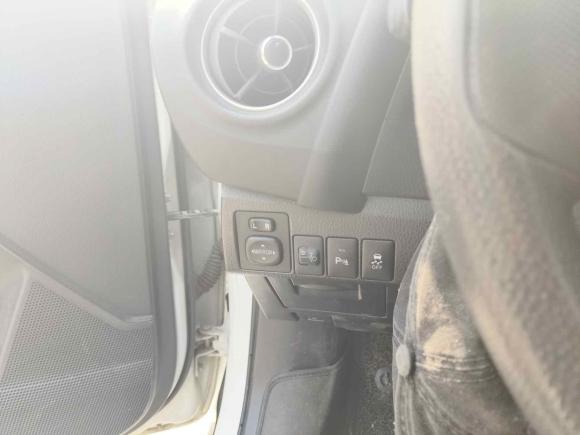 [青岛·鲁B] 二手丰田雷凌2017款 改款 185T CVT精英版 国VI