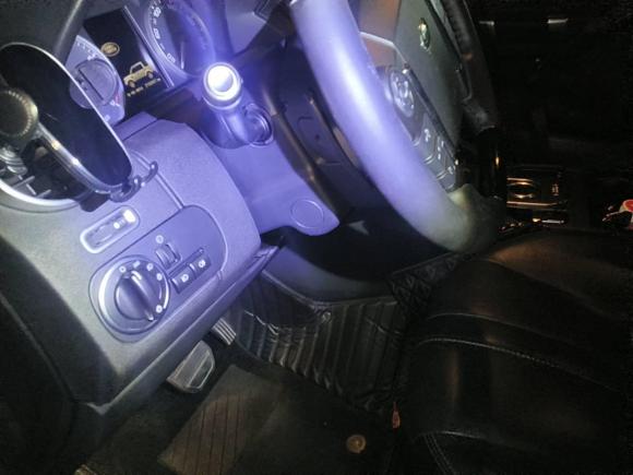 [广州·粤A] 二手路虎发现2015款 3.0 SC V6 SE