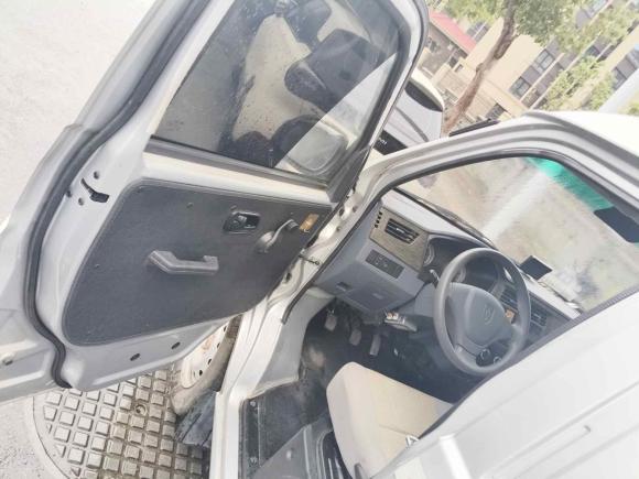 [上海·浙A] 二手金杯小海狮X302023款 1.5L 超享型厢货2/5座无空调版SWC15M