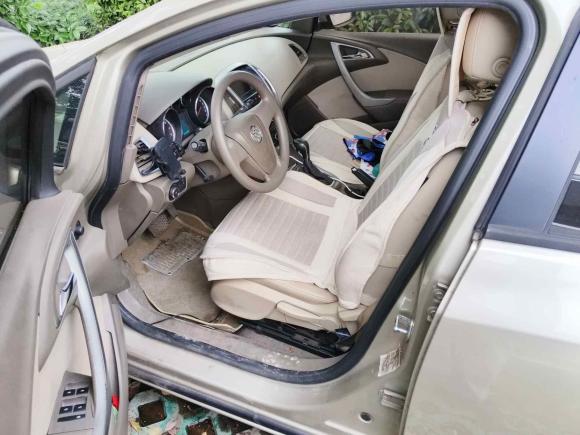 [义乌·浙G] 二手别克英朗2013款 GT 1.6L 自动舒适版