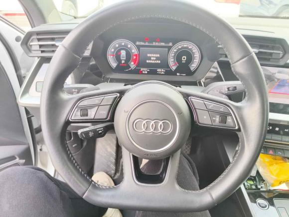 [上海·沪E] 二手奥迪奥迪A32021款 A3L Limousine 35 TFSI 豪华运动型