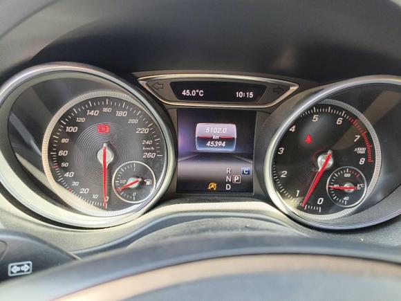 [宁波·浙B] 二手奔驰奔驰GLA2017款 GLA 200 动感型