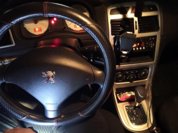 [宁波·浙B] 二手标致标致3072012款 两厢 1.6L 自动舒适版