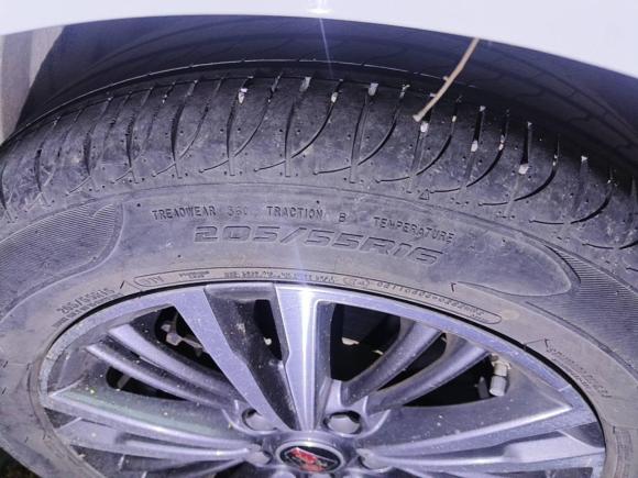 [武汉·鄂A] 二手荣威荣威i52019款 1.5L 自动4G互联朗豪版