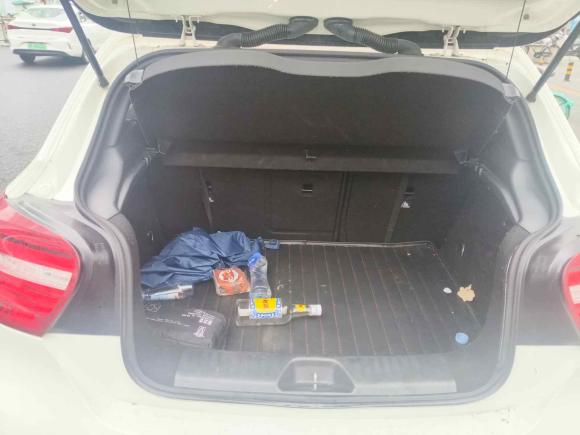 [成都·川A] 二手奔驰奔驰A级2015款 A 200 运动型