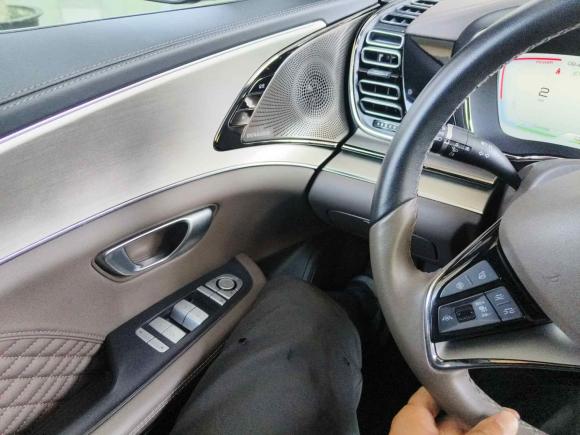 [上海·沪A] 二手比亚迪汉2022款 EV 创世版 715KM前驱尊荣型