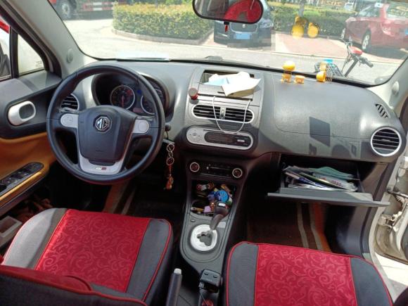 [无锡·苏B] 二手名爵名爵3SW2015款 1.5L AMT精英型