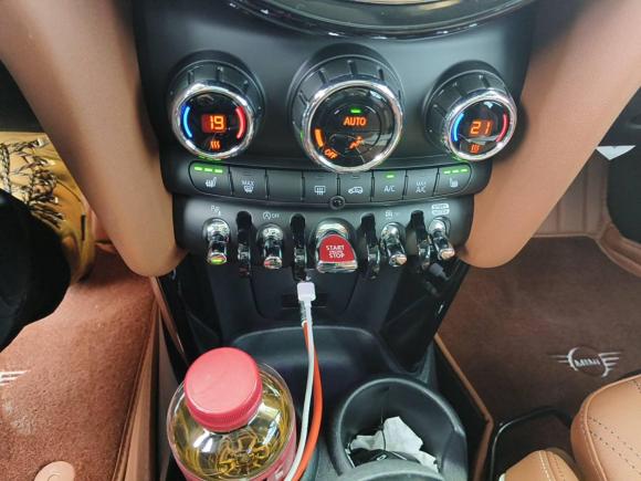 [上海·沪D] 二手MINIMINI2023款 2.0T COOPER S 艺术家 五门版