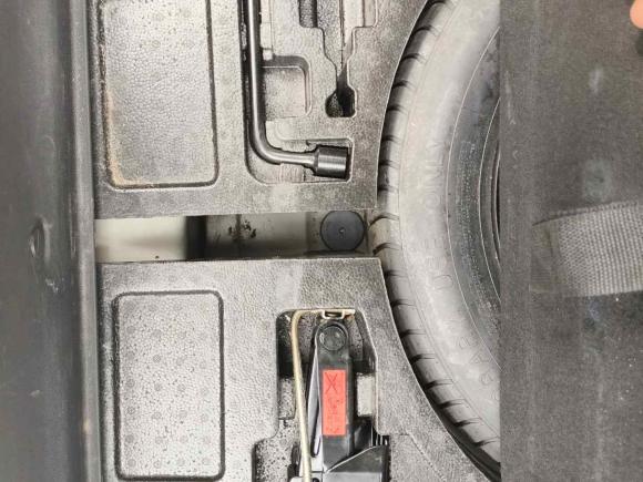 [宁波·浙B] 二手标致标致4082015款 1.2T 自动荣耀版