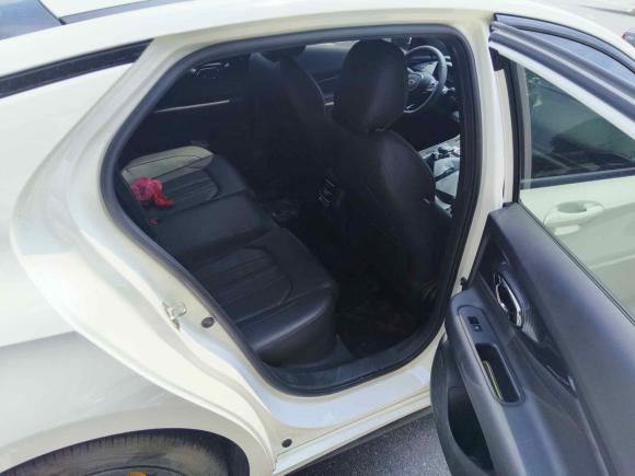 [青岛·鲁B] 二手广汽传祺影豹2021款 270T DCT J15版