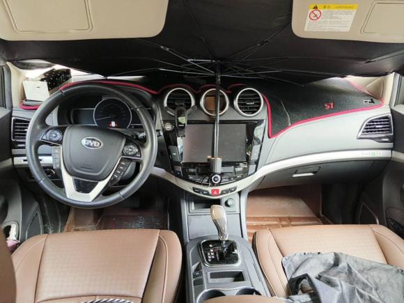 [上海·沪D] 二手比亚迪比亚迪S72015款 2.0T 升级版 自动尊贵型