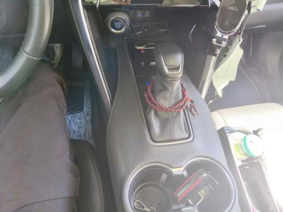 [苏州·苏U] 二手丰田凌放HARRIER2022款 2.0L CVT两驱尊享版