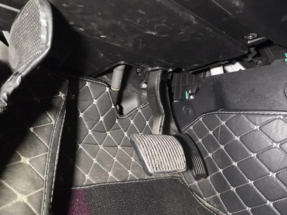 [上海·皖F] 二手荣威荣威i52020款 1.5L 自动4G互联领豪旗舰版