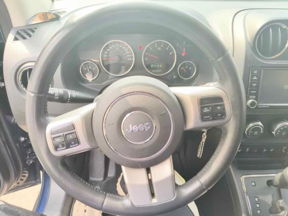 [青岛·鲁U] 二手Jeep指南者2012款 2.4L 四驱都市版