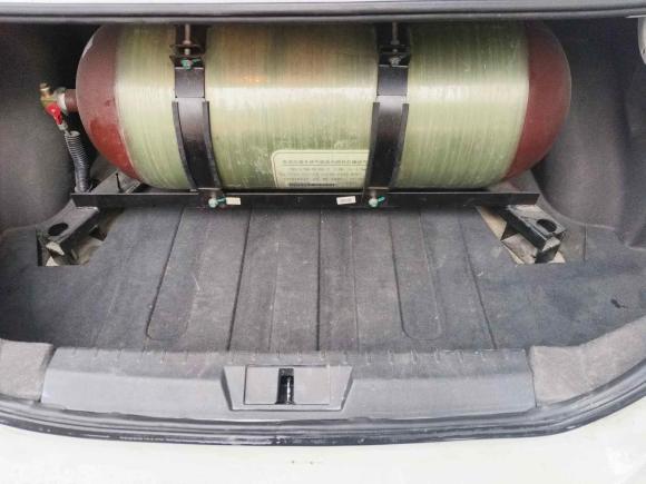 [西安·陕U] 二手吉利汽车经典帝豪2013款 三厢 1.8L 手动精英型CNG