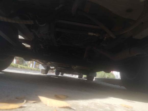 [温州·浙C] 二手上汽大通MAXUS上汽大通MAXUS V902020款 2.0TAMT运杰版前驱后单胎短轴高顶6座