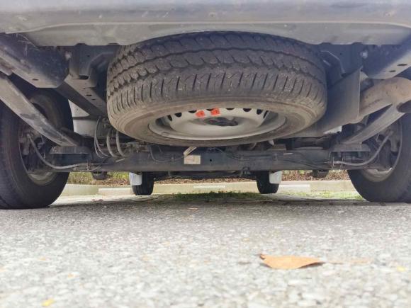 [佛山·粤X] 二手福特全顺2019款 2.0T汽油自动多功能商用车短轴低顶6座国VI